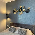 Danes23 - Self Check-in, Free Parking, Park And River View, Oldtown Klaipėda