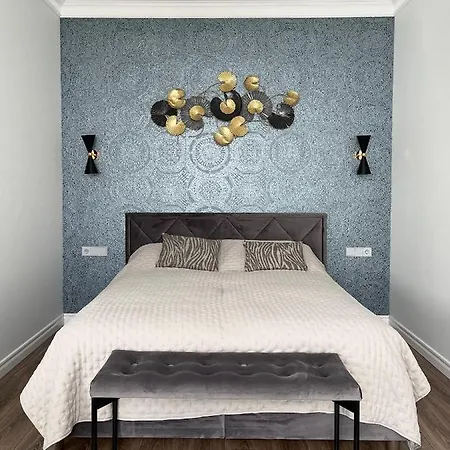 Danes23 - Self Check-in, Free Parking, Park And River View, Oldtown Apartment Klaipeda