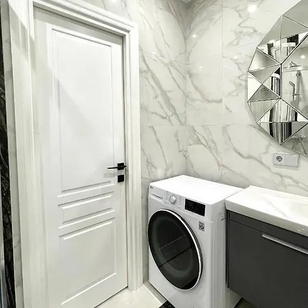 Danes23 - Self Check-in, Free Parking, Park And River View, Oldtown