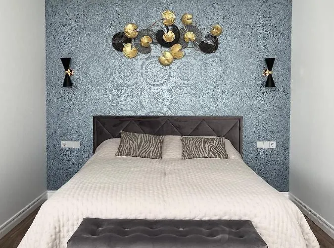 Danes23 - Self Check-in, Free Parking, Park And River View, Oldtown Apartment Klaipeda