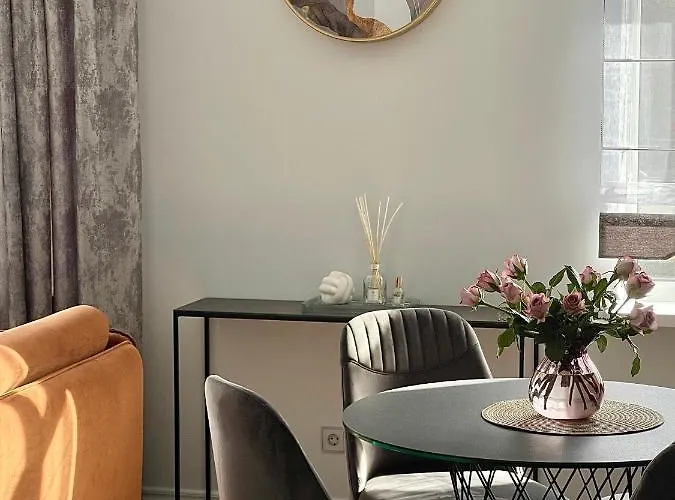 Danes23 - Self Check-in, Free Parking, Park And River View, Oldtown * Klaipeda